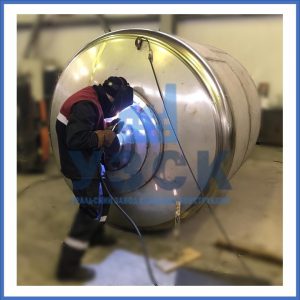 Купить баки и ёмкости из нержавеющей стали от завода УЗСК в Кисловодске